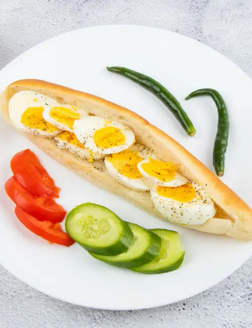 Boiled eggs - بيض مسلوق